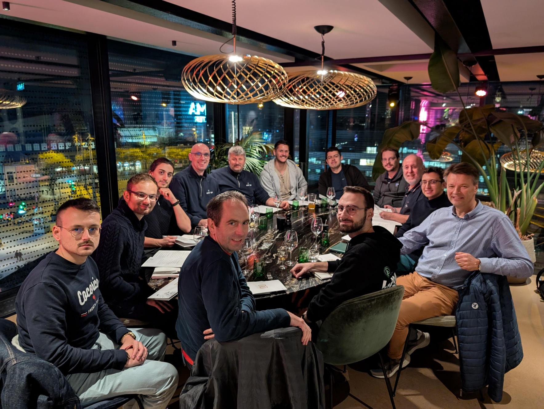 Repas d'équipe en rooftop